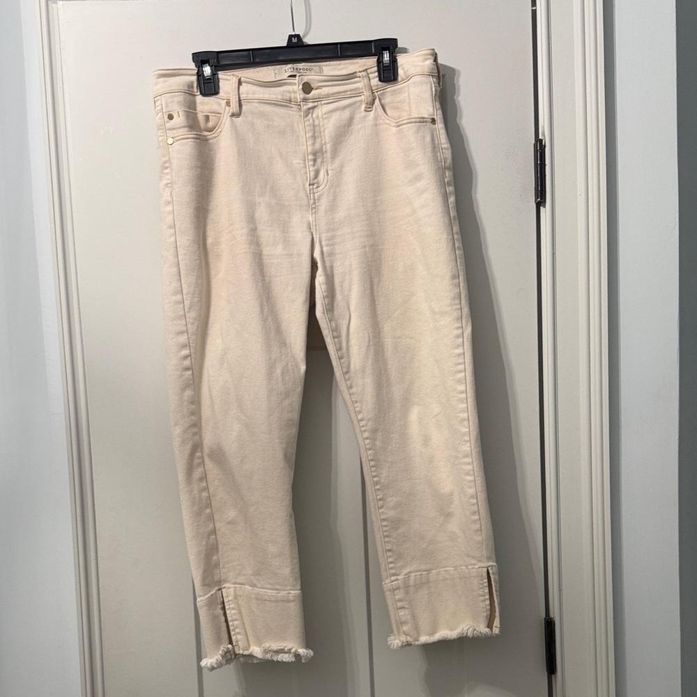 Liverpool Women's Cream Cropped Jeans